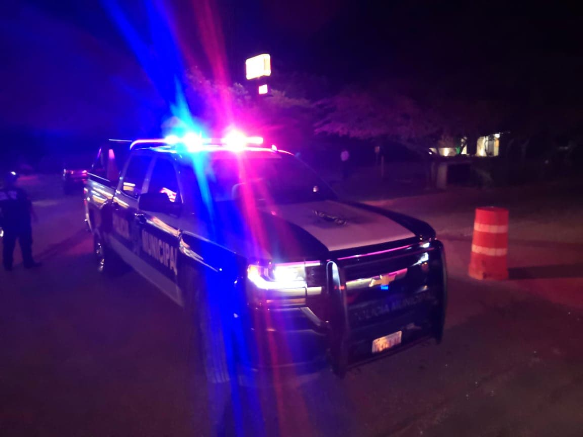 Balacera en Puerto Morelos desata persecución