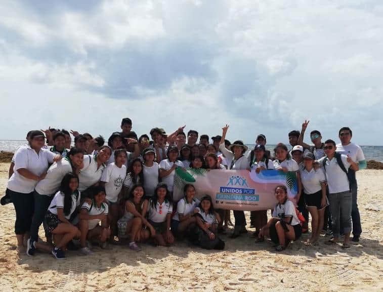 Unidos por Quintana Roo reinicia trabajos de contención de sargazo