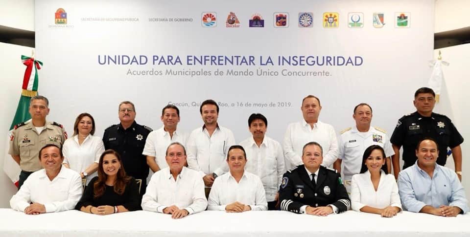 Carlos Joaquín y presidentes municipales formalizaron el mando único concurrente