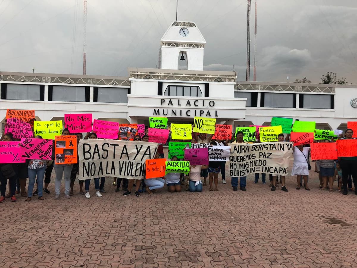 Protestan por la paz en Playa del Carmen