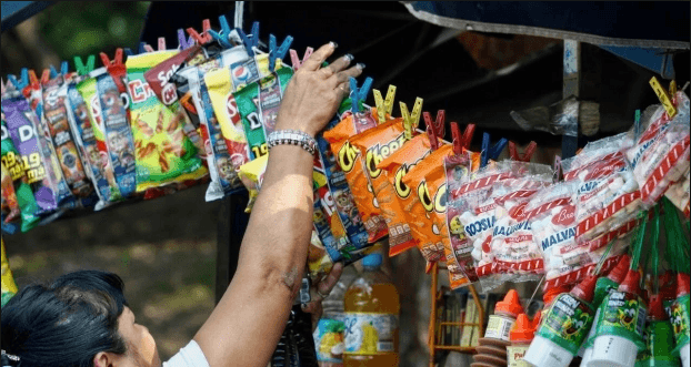 Morena pretende aumentar impuestos de alcohol, tabaco y chatarra