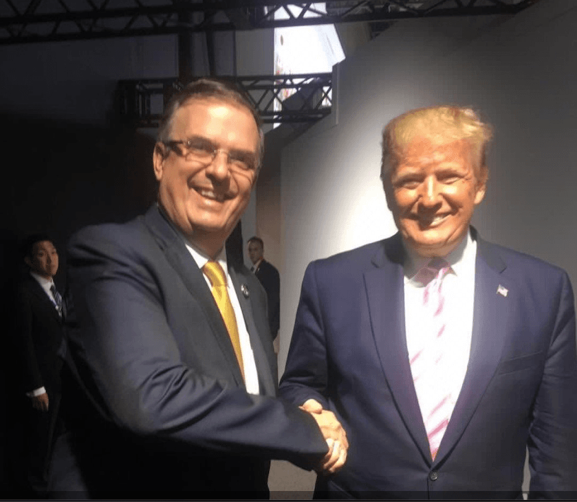 Marcelo Ebrard y Donald Trump se estrechan la mano en la cumbre del G-20