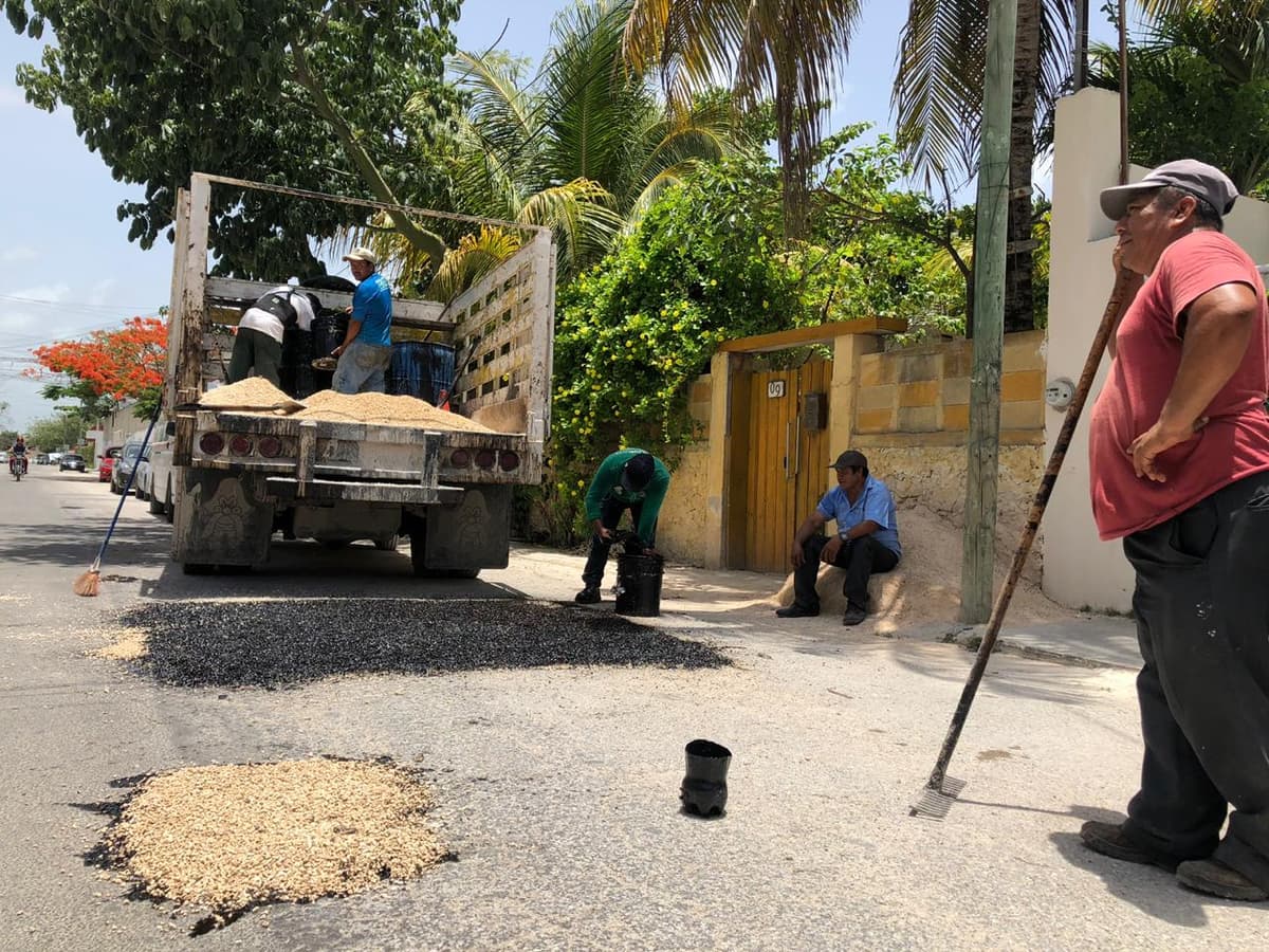 Calles de la cabecera municipal de Tulum son reparadas