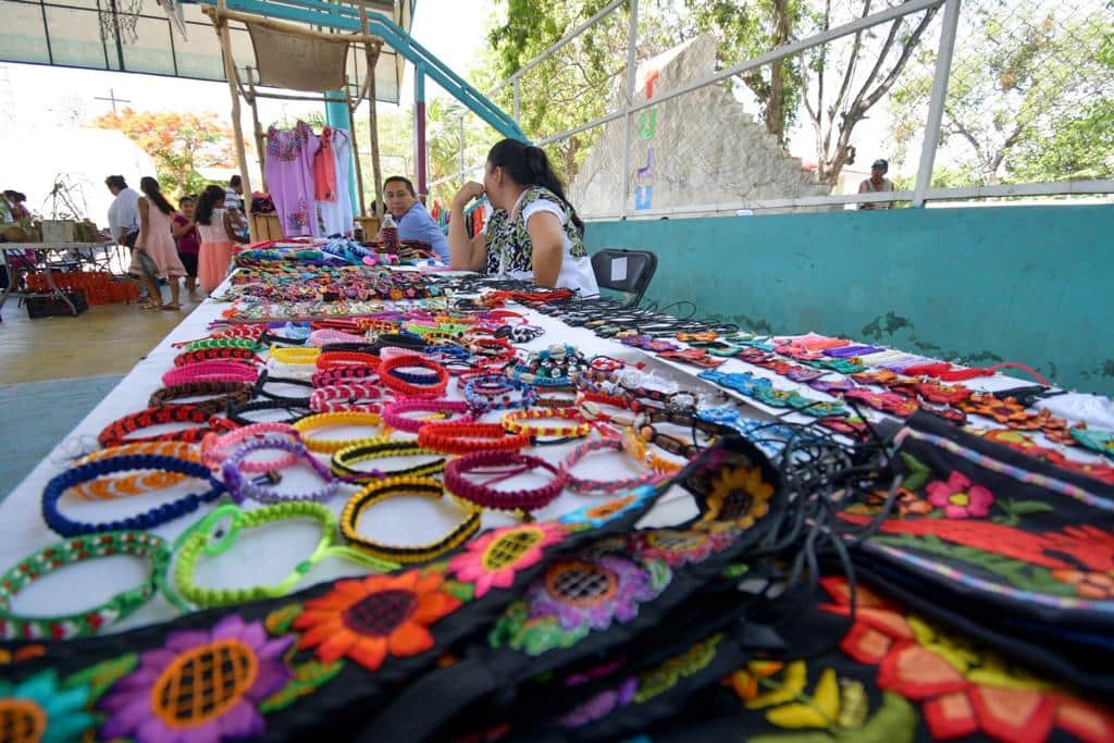Mercado Maya, gran fuente de ingresos para productores y artesanos