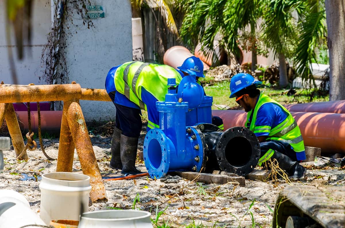 Anuncia Aguakan mantenimiento preventivo en red de agua potable en Solidaridad