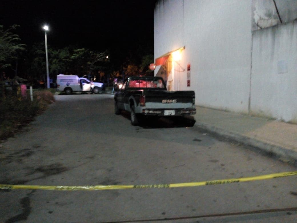 Asesinan a dueño de tienda en Prado Norte