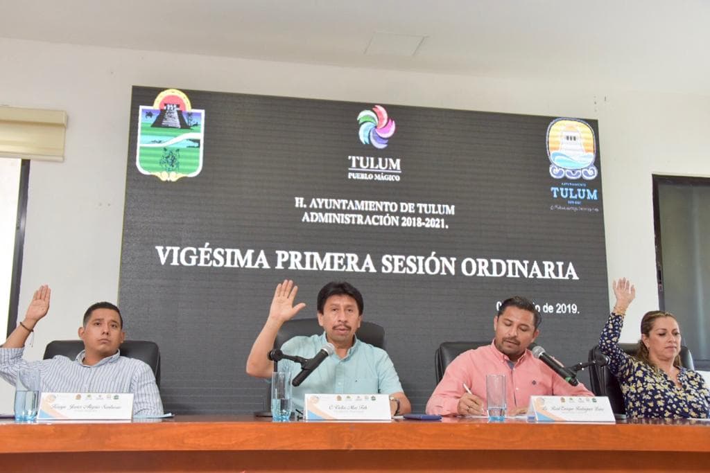 Ayuntamiento de Tulum recibe cuatro vehículos en donación