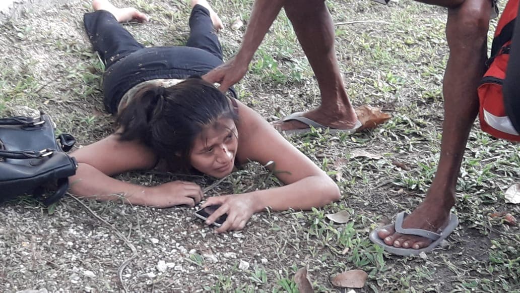 Motociclista queda inmóvil tras impactarse con auto en Cozumel