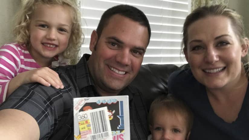 Se encuentra juego de Nintendo en su ático y podría valer hasta 10 mil dólares