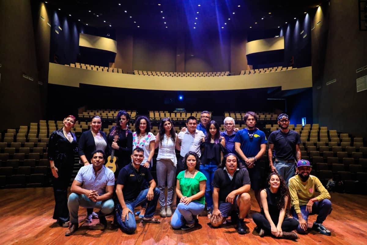 Apoyan a artistas playenses con proyectos culturales en el Teatro de la Ciudad