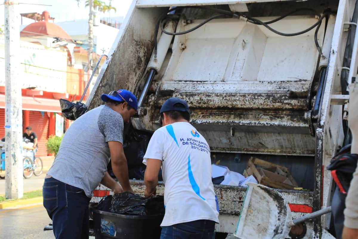 Reanuda Ayuntamiento de Solidaridad recolecta de basura