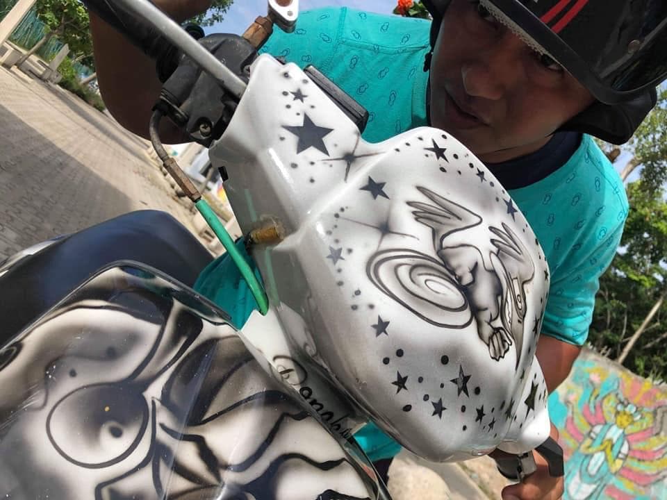 Advierte extranjera de pervertido en Playa del Carmen