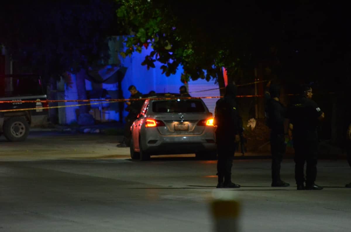 Balean a pareja en fraccionamiento de Cancún, eran paramédicos