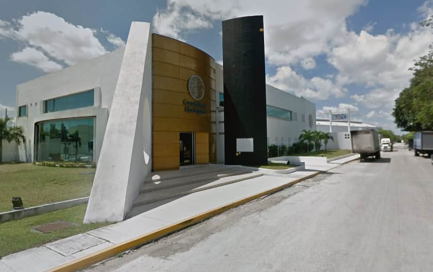 Asaltan bodega de cervecera Heineken