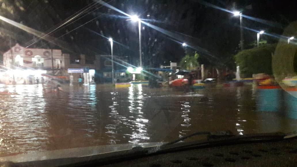 Tormenta deja viviendas y calles inundadas en José Maria Morelos