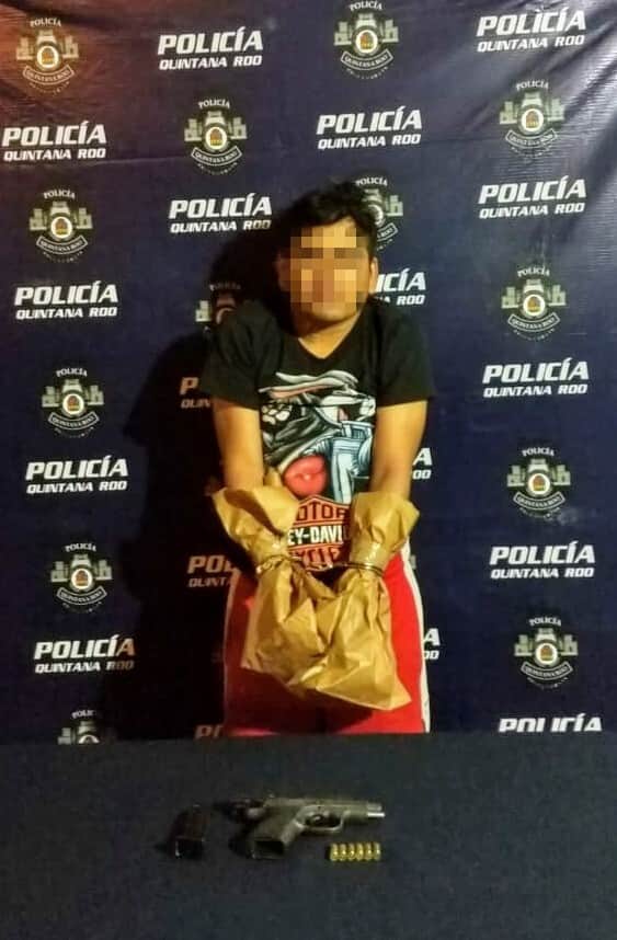Detienen a supuesto pistolero en zona continental de Isla Mujeres