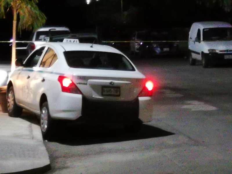 Taxistas hieren de bala a compañero en Playa del Carmen