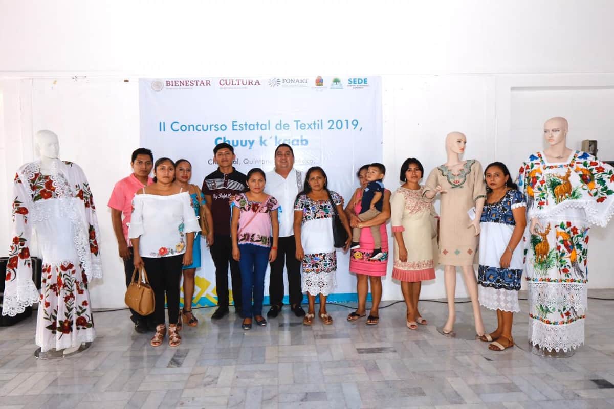Bordadoras de Tulum ganan el Segundo Concurso Estatal de Textil 2019 CHUUY K’KAAB