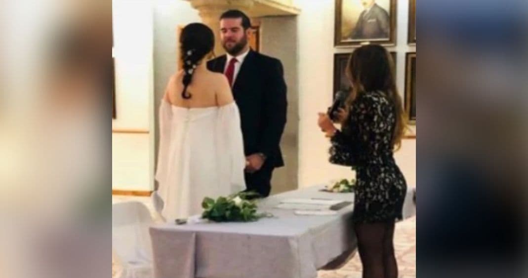 Regidora presta el palacio de gobierno para la boda de su colaboradora