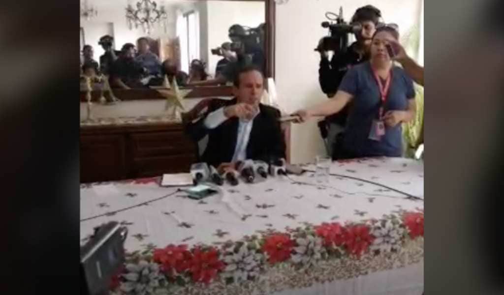 AMLO es llamado "cobarde matoncito" por delegado de Bolivia