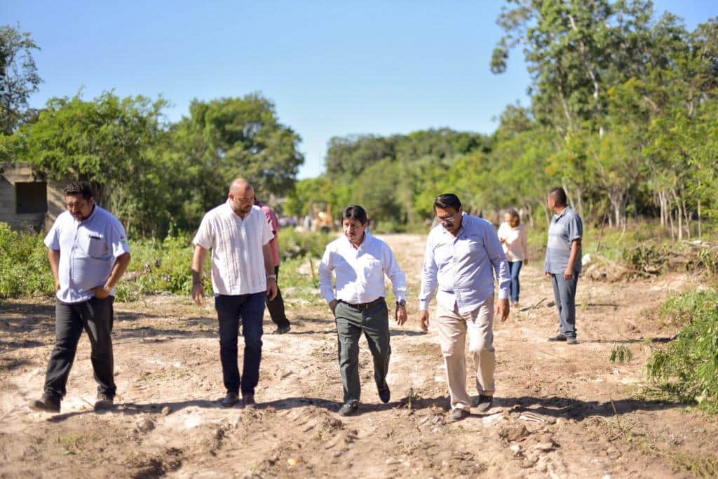 Inician obras de pavimentación en Tulum para mejorar el flujo vial