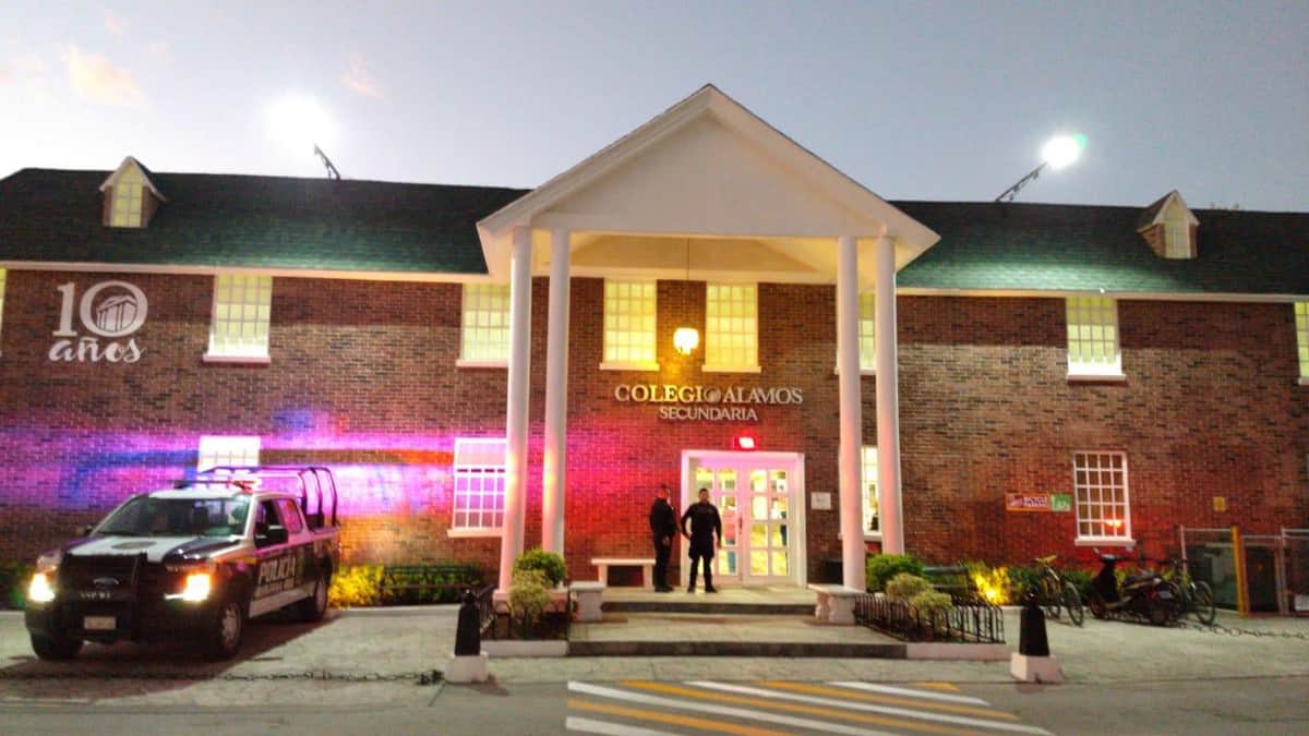 Denuncia Colegio Álamos de Cancún amenazas cibernéticas