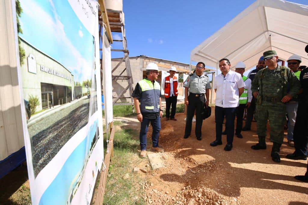 Afirma Carlos Joaquín que construcción del C5 está a un 45%