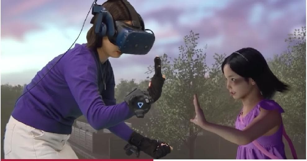 Video: Madre puede ver a su hija fallecida gracias a la realidad virtual