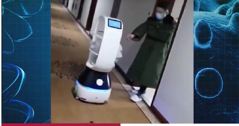 Video: Conoce al robot que alimenta a las personas en cuarentena por el coronavirus