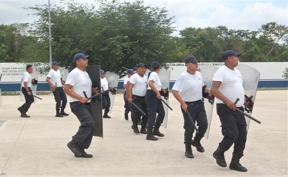Refuerzan seguridad en Playa del Carmen; abren convocatoria para contratar más policías