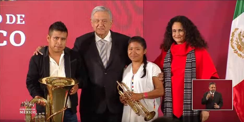 Entregará AMLO más de mil instrumentos musicales en ocho regiones de Oaxaca