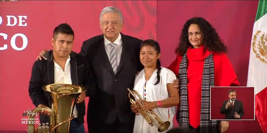 Entregará AMLO más de mil instrumentos musicales en ocho regiones de Oaxaca