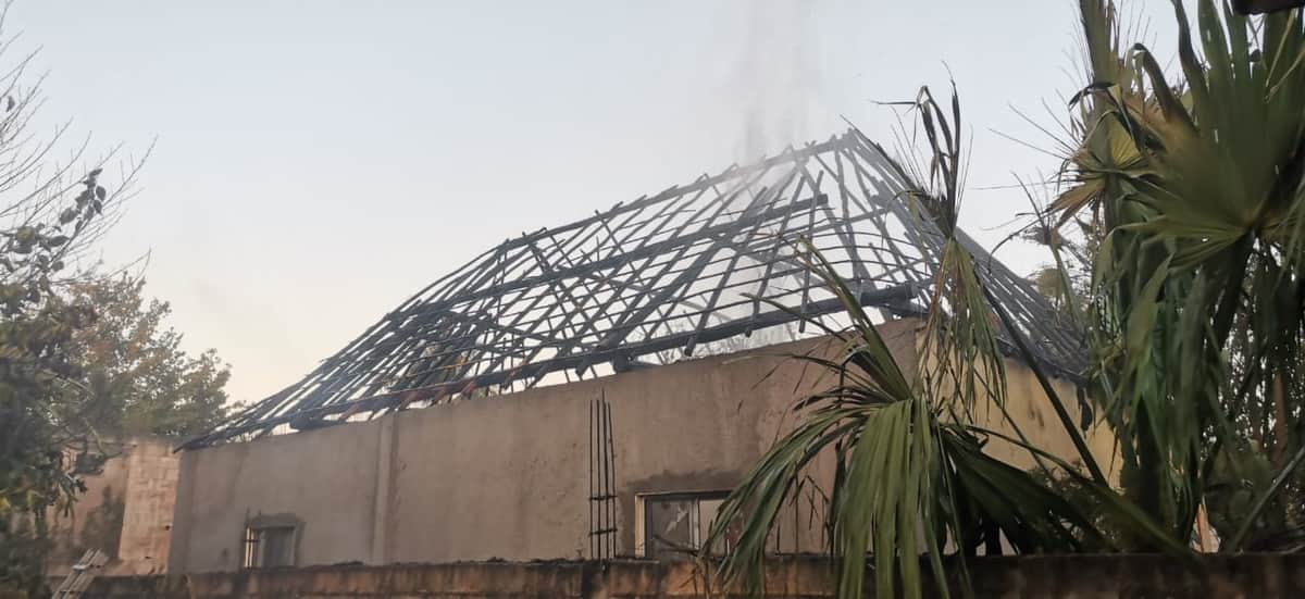 Se quema palapa de ex diputado local en José María Morelos