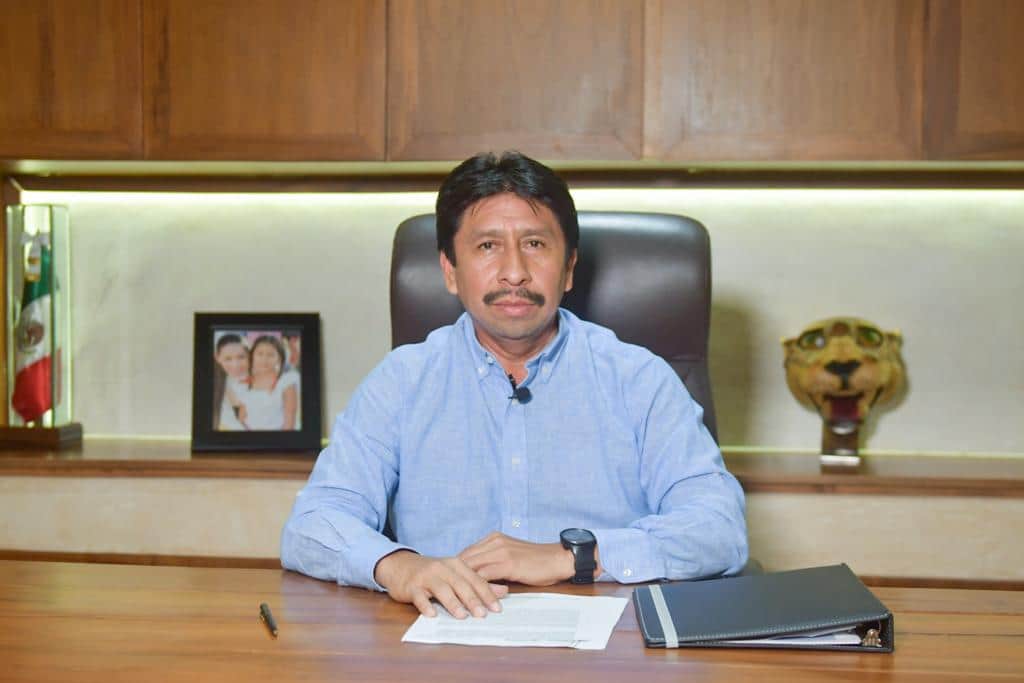 Víctor Mas establece toque de queda en Tulum para evitar dispersión de Covid-19