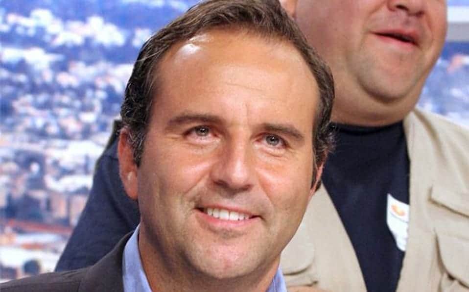 El conductor Esteban Arce da positivo a coronavirus