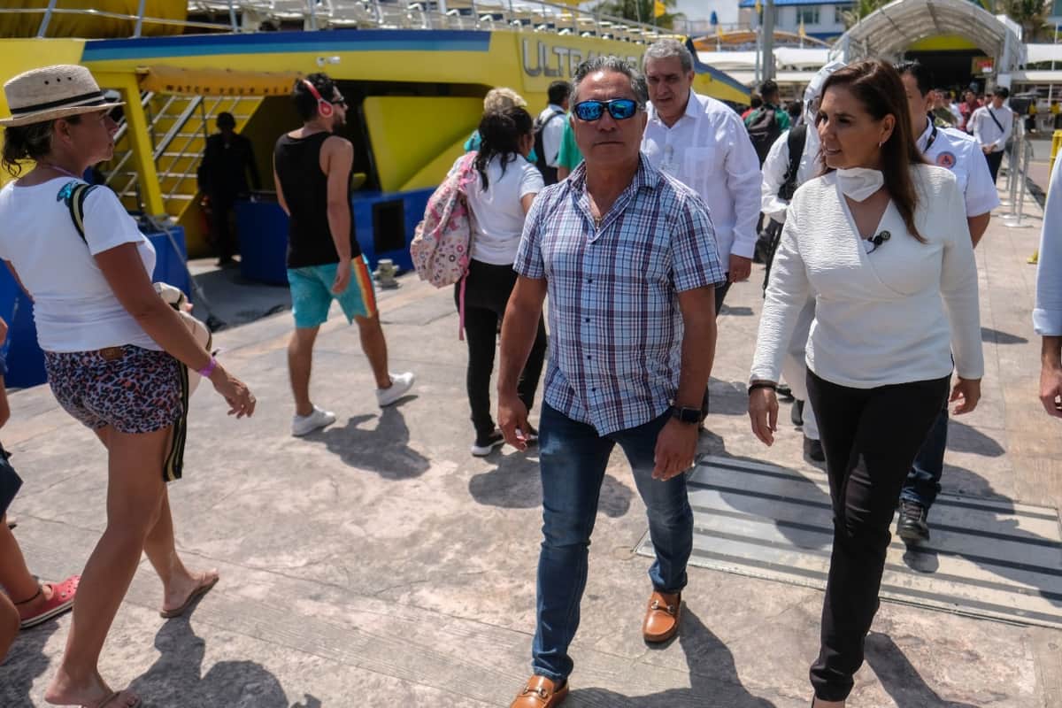 Mara Lezama supervisa medidas de higiene en medios de transporte de Cancún