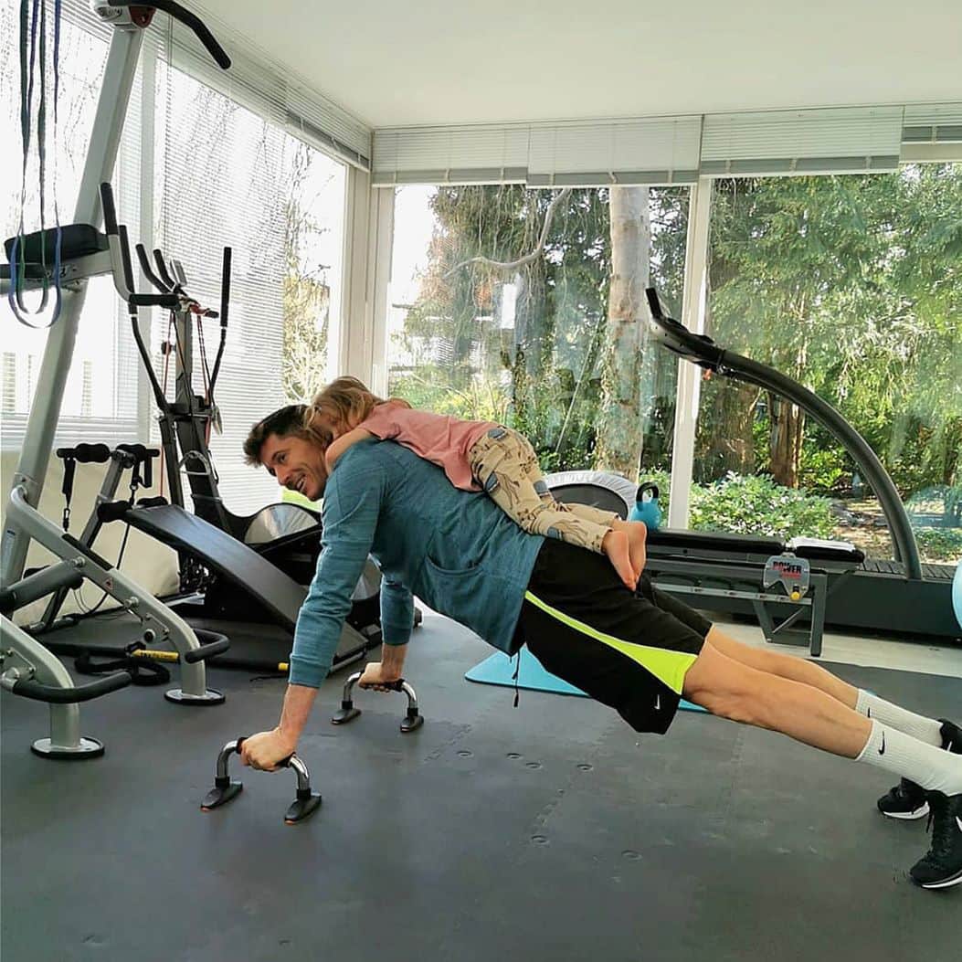 #Quédateencasa el hashtag que está dándole la vuelta al mundo deportivo