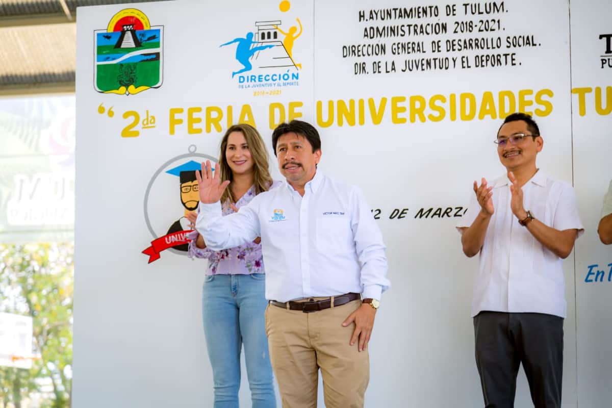 Inaugura Víctor Mas la "Feria de Universidades 2020"