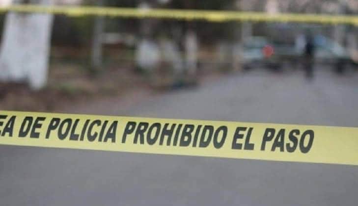 Muere automovilista que volcó al intentar darse a la fuga