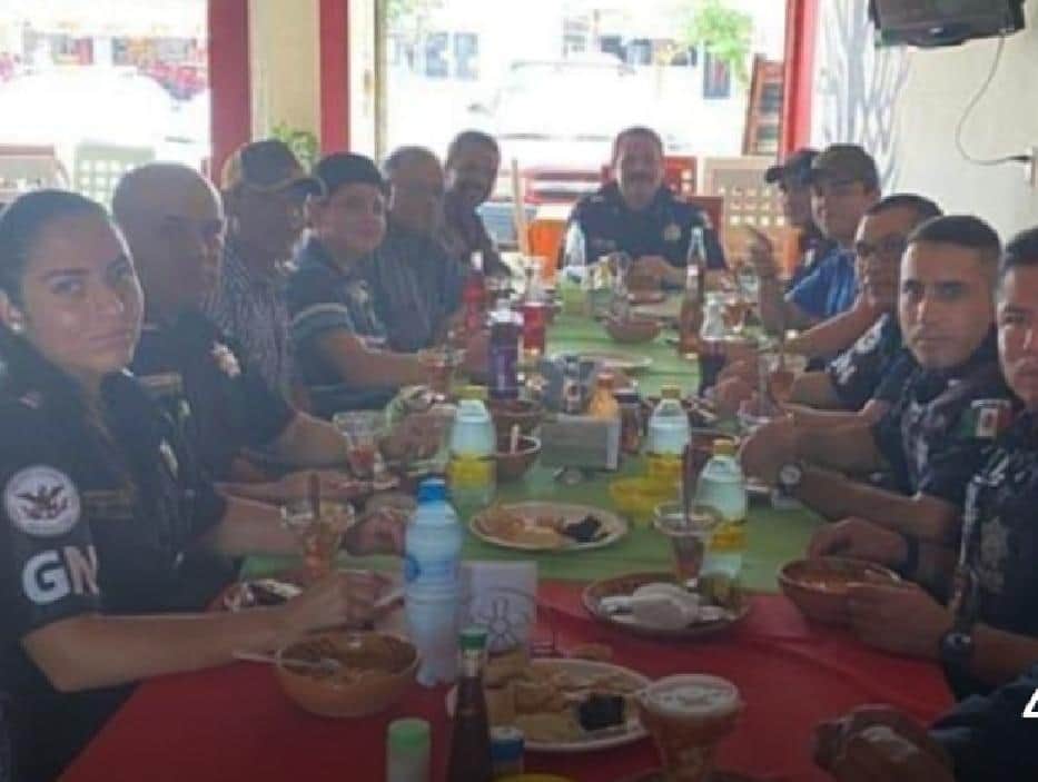 ¡Se reúnen elementos de la Guardia Nacional con presuntos delincuentes!