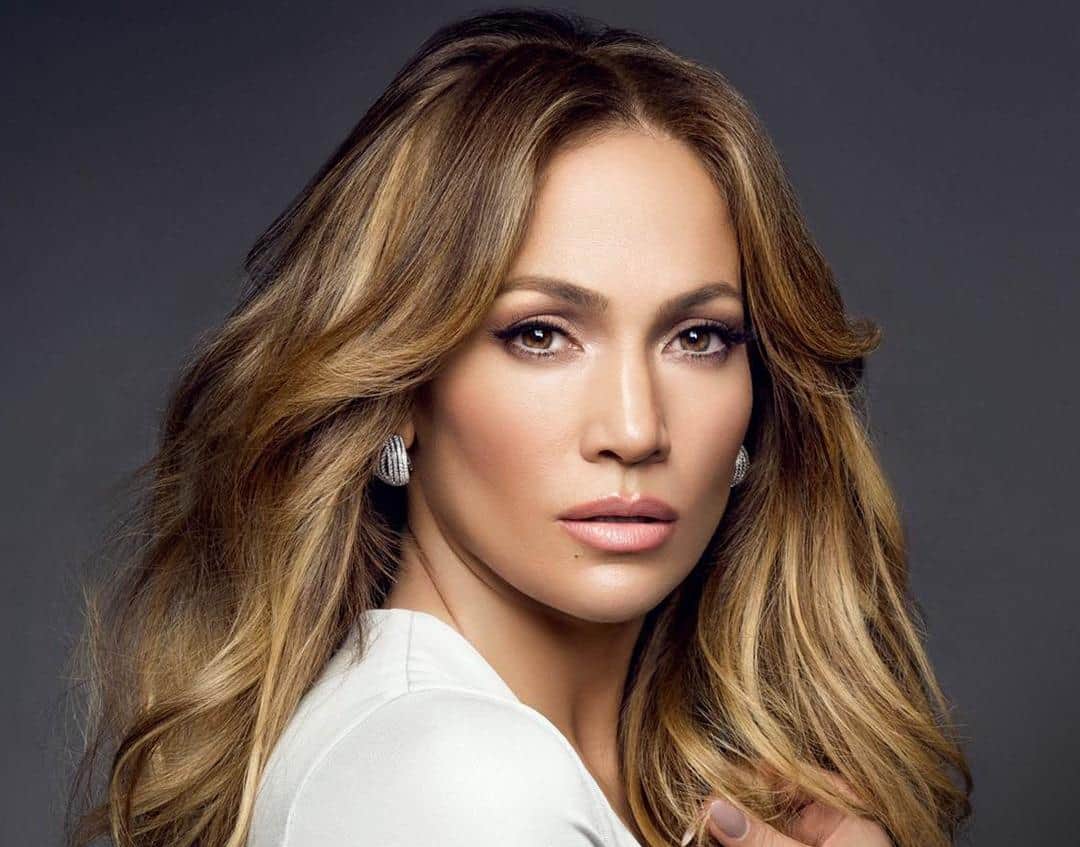 ¡Demandan a Jennifer López por subir una foto de ella misma a Instagram!