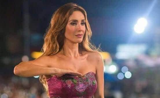 Tras video de enfrijoladas y burlas, Anahí ayuda a otras personas