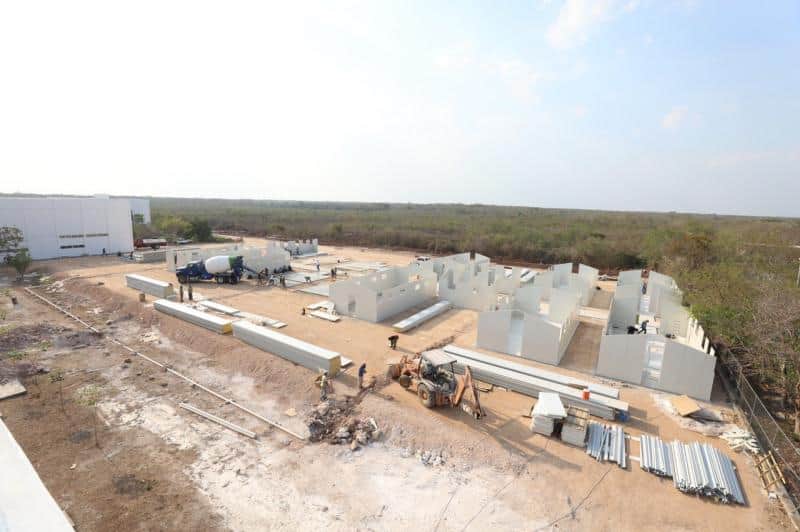 Mauricio Vila ya prepara Hospital provisional en Valladolid para enfrentar el Covid-19