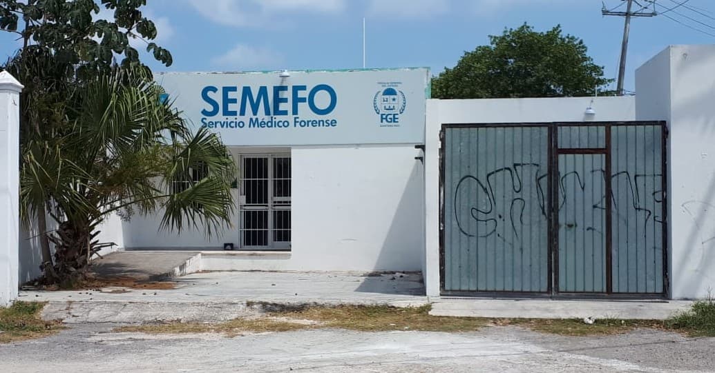 Cortan luz al Semefo de Playa del Carmen y ¡salen terribles olores a muerto!