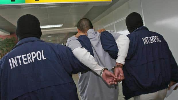 Fiscalía entrega a líder del cártel "Guerreros Unidos" detenido en Bacalar a la Interpol