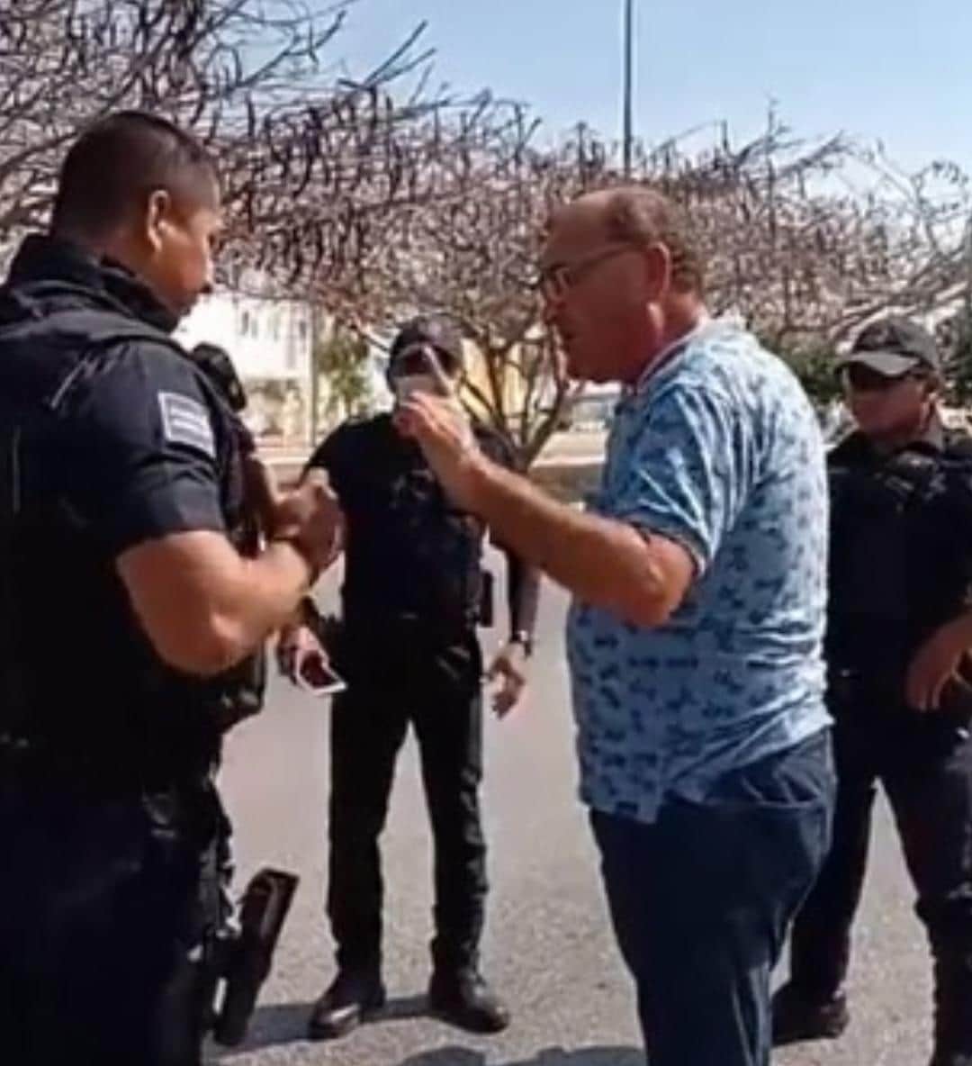 ¡Zavaleta Pellat directo a la cárcel! por filmar denuncia y abuso de Tránsito, en Playa del Carmen