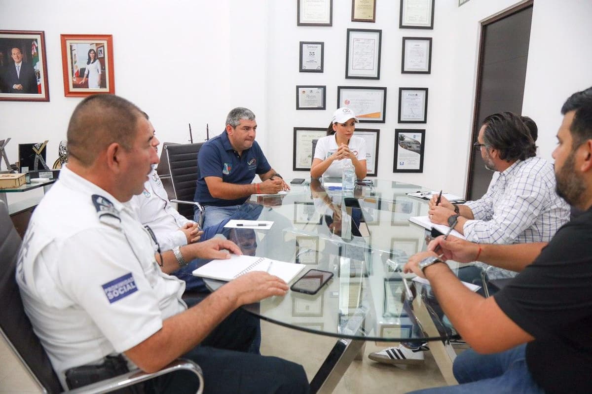 Definen en Puerto Morelos la estrategia para la entrega de ayuda alimentaria