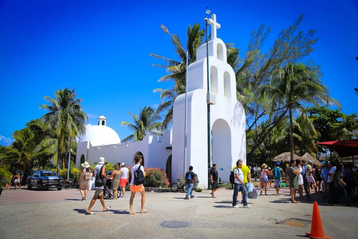 Remozar la Quinta Avenida, es un compromiso con el empresariado: Laura Beristain