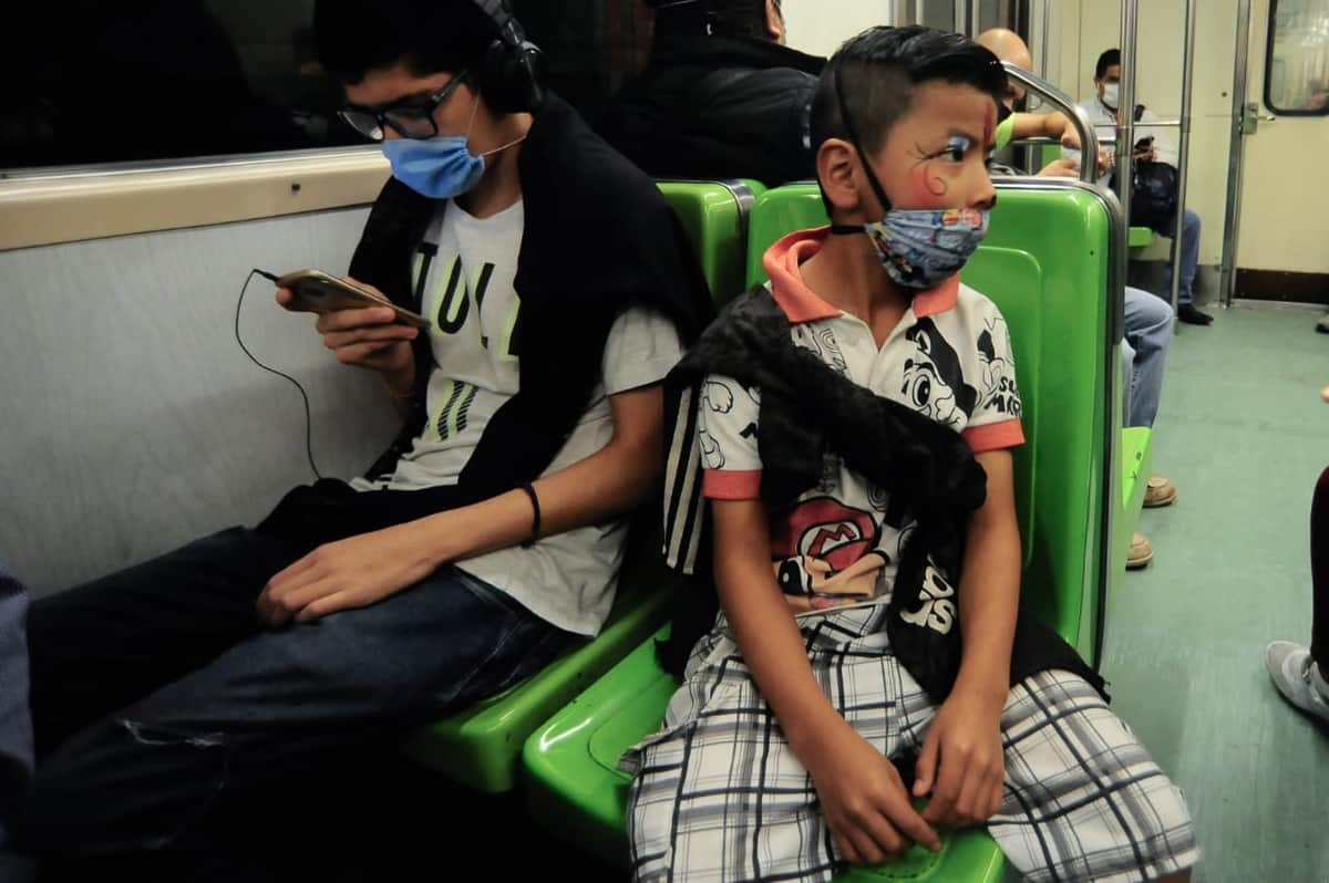 ¡A callarse! Piden no hablar en el Metro de la CDMX para reducir riesgo de Covid-19