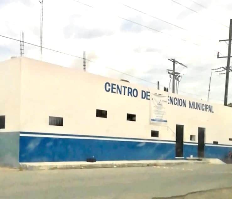 ¡Lo volvieron a hacer! Lanzan paquetes con marihuana a la cárcel de Playa del Carmen